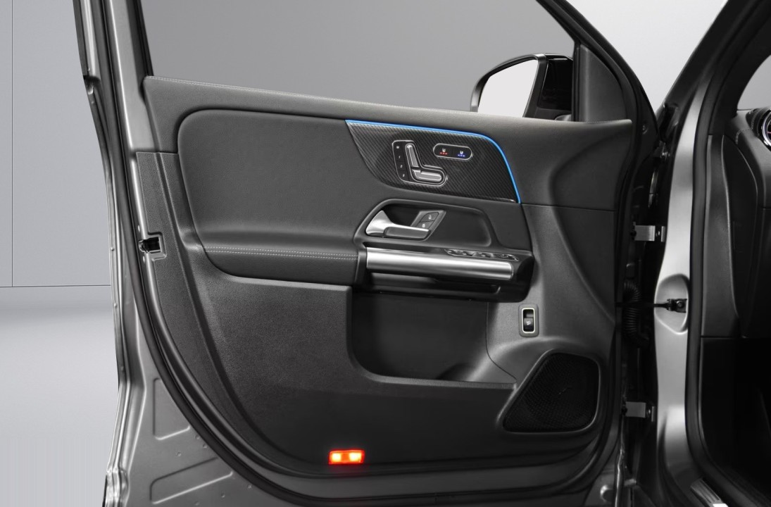 Mercedes-Benz GLA AMG 35 4MATIC - foto 21