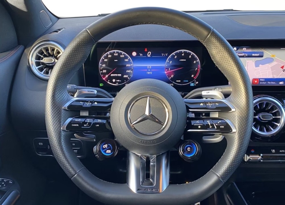 Mercedes-Benz GLA AMG 35 4MATIC - foto 8