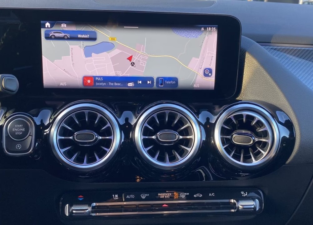 Mercedes-Benz GLA AMG 35 4MATIC - foto 14