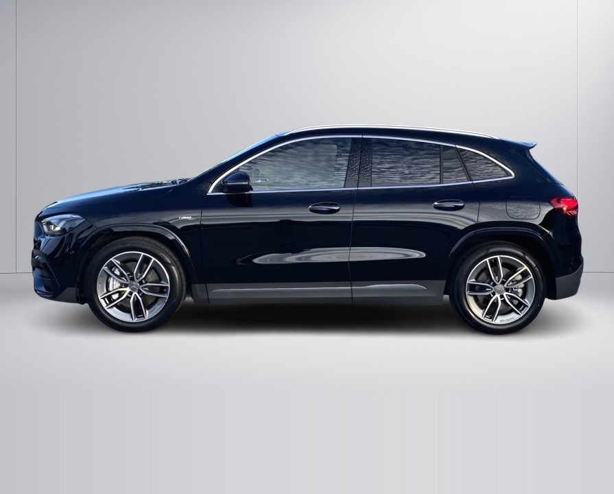 Mercedes-Benz GLA AMG 35 4MATIC (5)