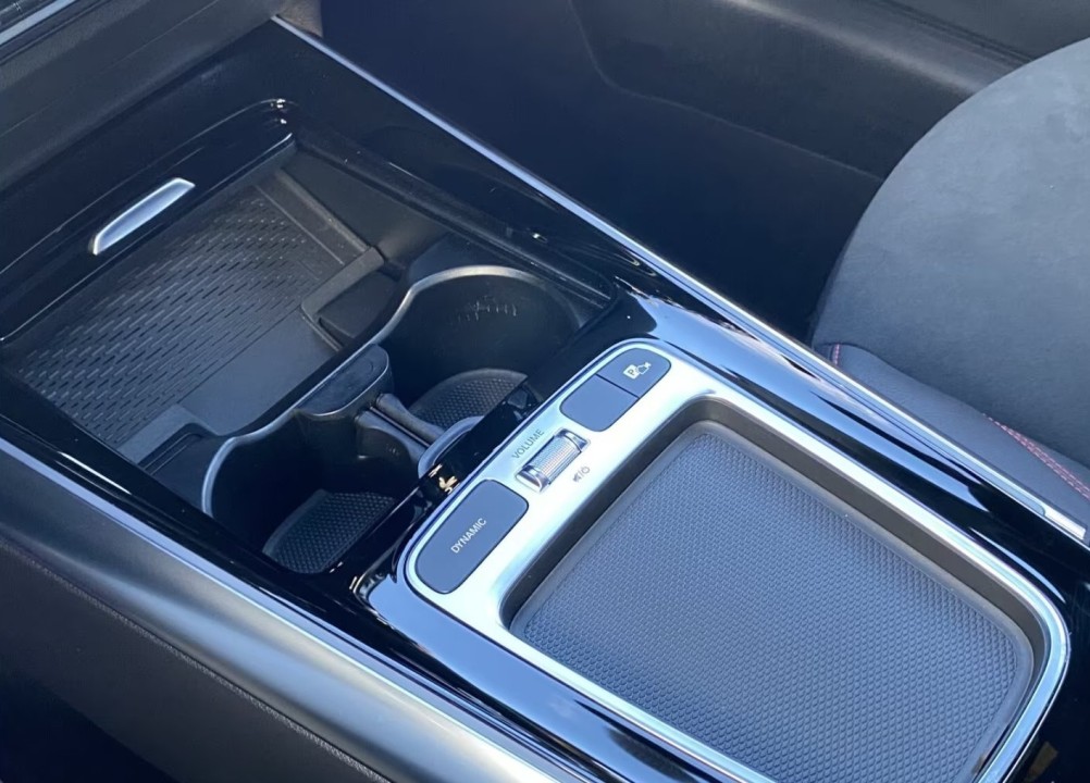 Mercedes-Benz GLA AMG 35 4MATIC - foto 12