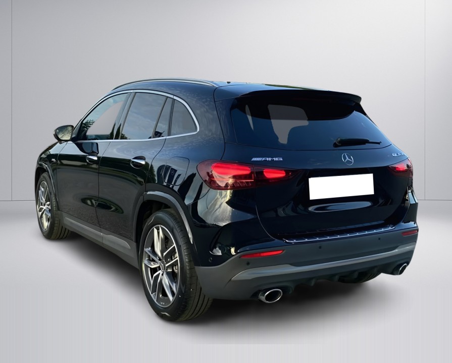 Mercedes-Benz GLA AMG 35 4MATIC (4)