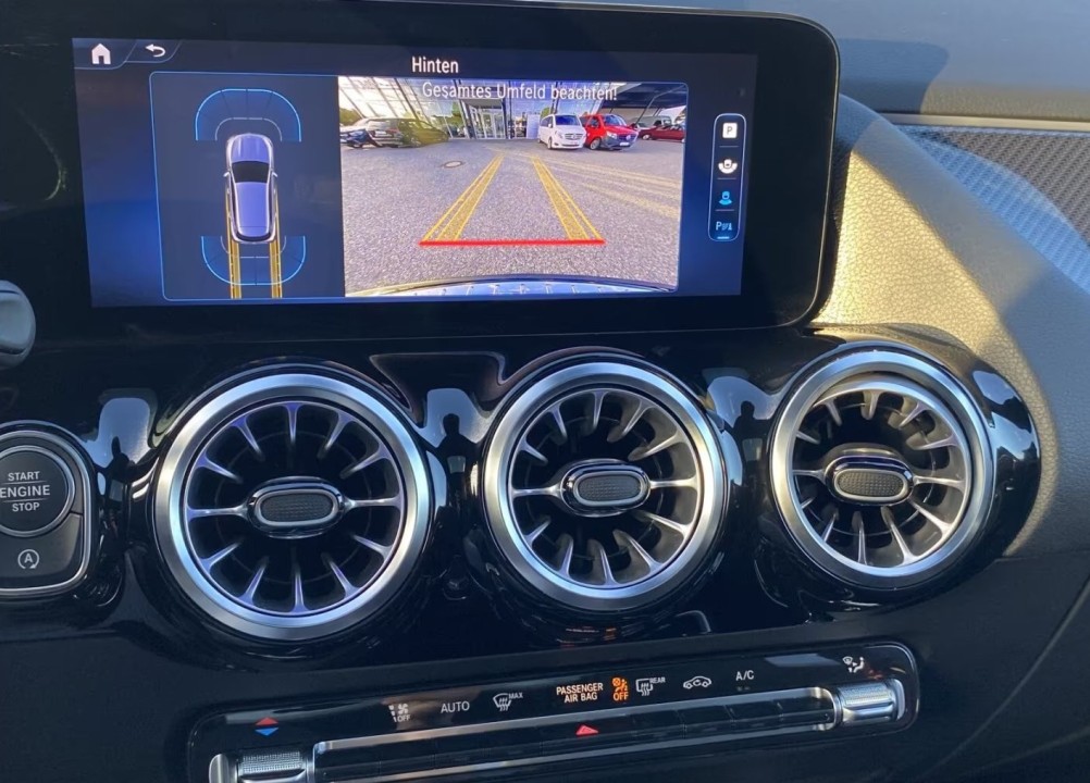 Mercedes-Benz GLA AMG 35 4MATIC - foto 13