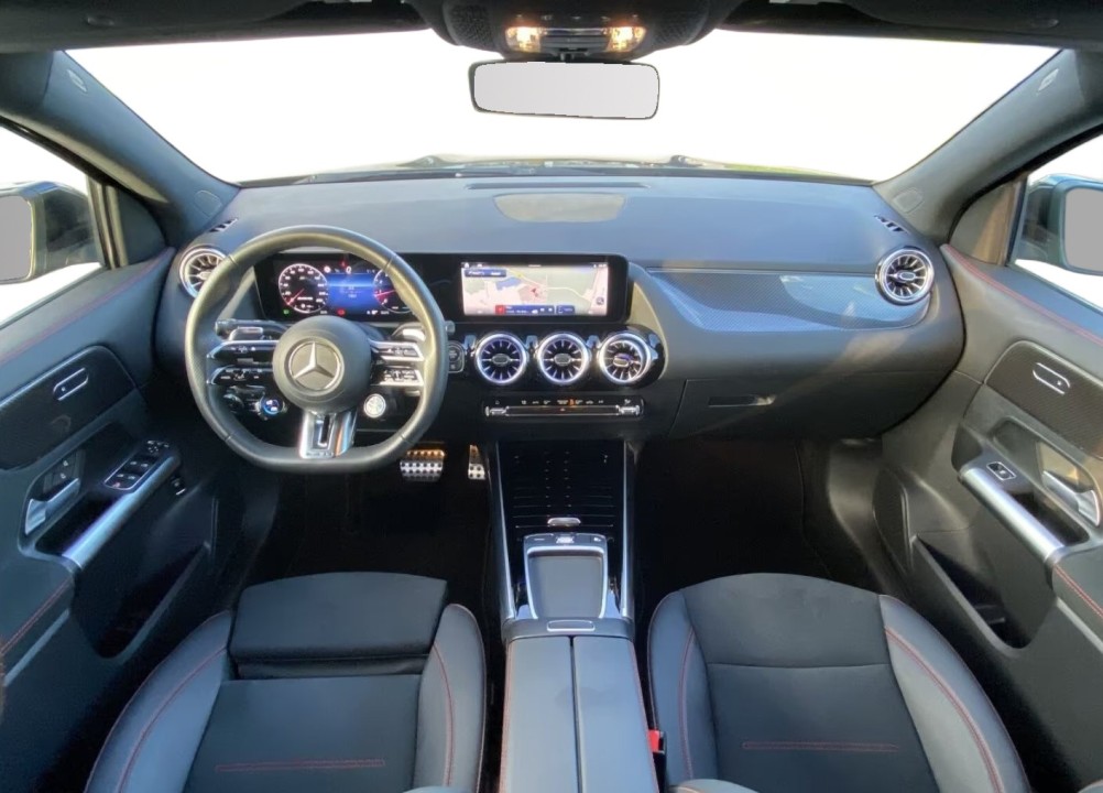 Mercedes-Benz GLA AMG 35 4MATIC - foto 9