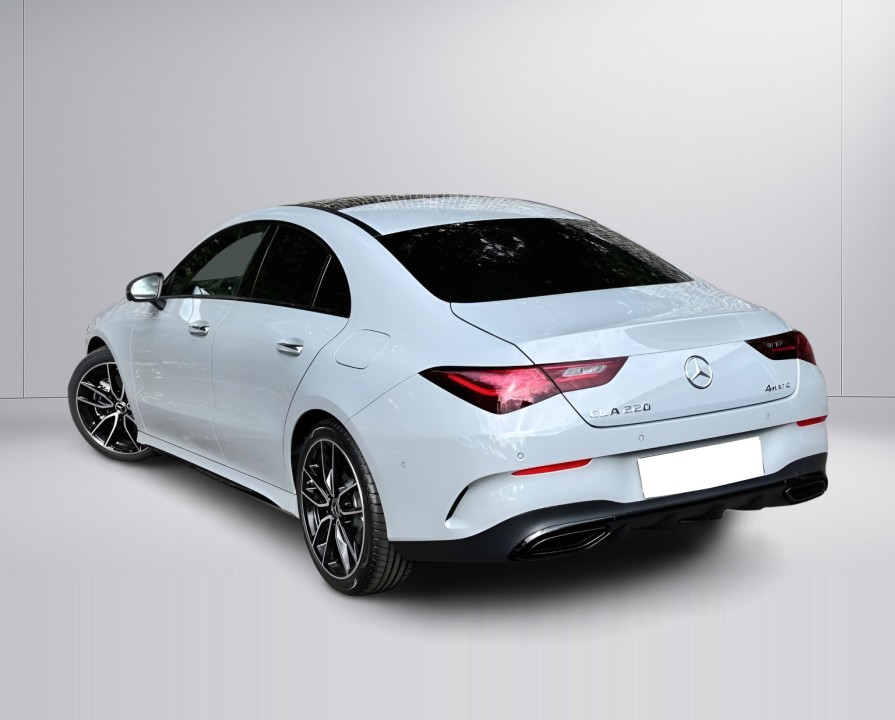 Mercedes-Benz CLA 220 4MATIC AMG Line (5)