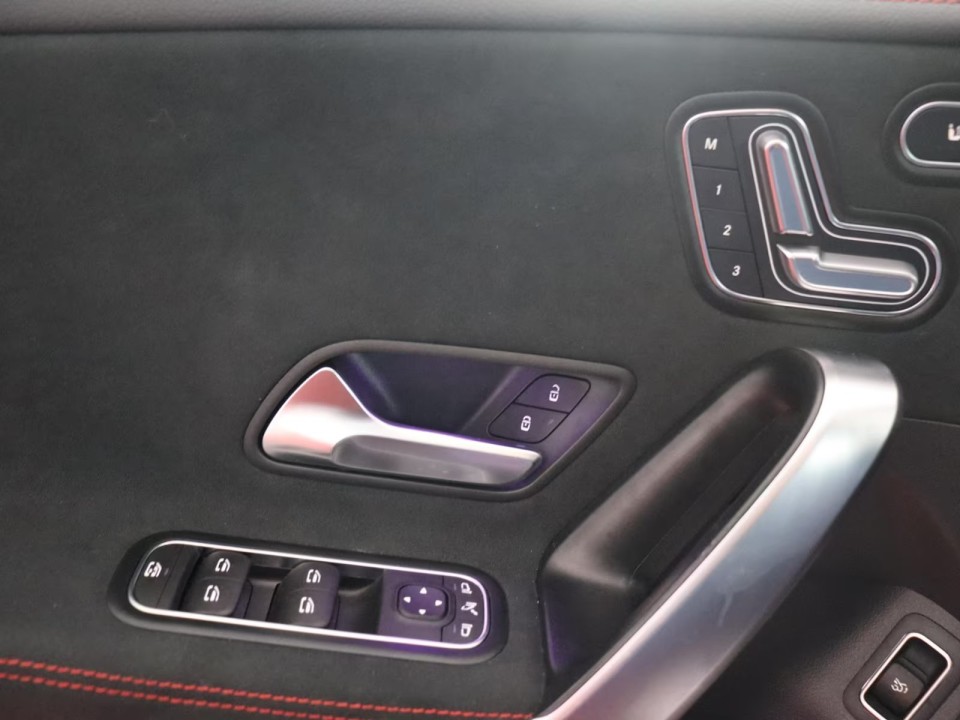 Mercedes-Benz CLA AMG 45s 4MATIC - foto 26