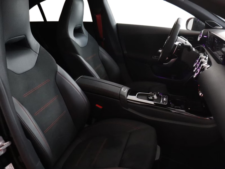 Mercedes-Benz CLA AMG 45s 4MATIC - foto 23