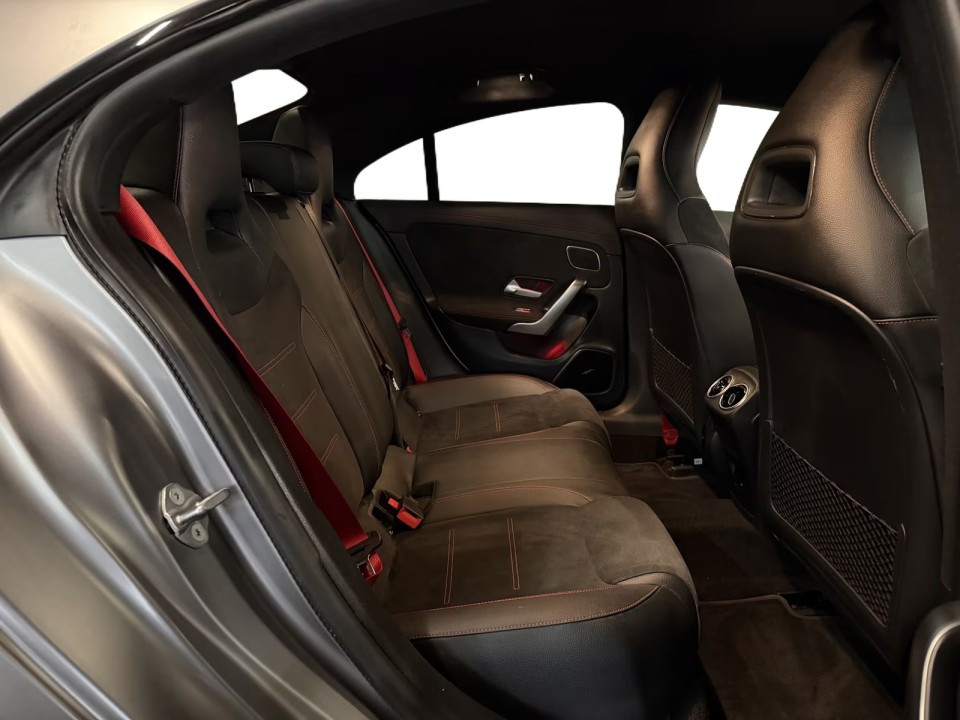 Mercedes-Benz CLA AMG 45 4MATIC - foto 25