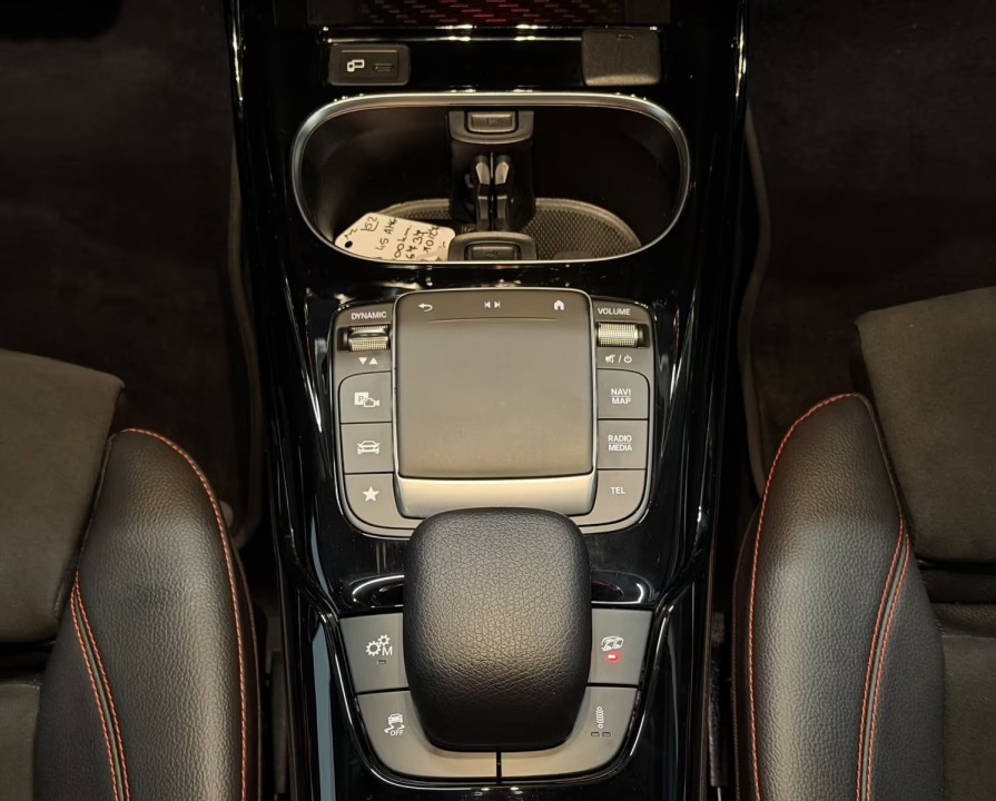 Mercedes-Benz CLA AMG 45 4MATIC - foto 16