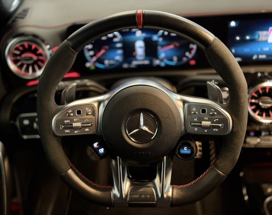 Mercedes-Benz CLA AMG 45 4MATIC - foto 10