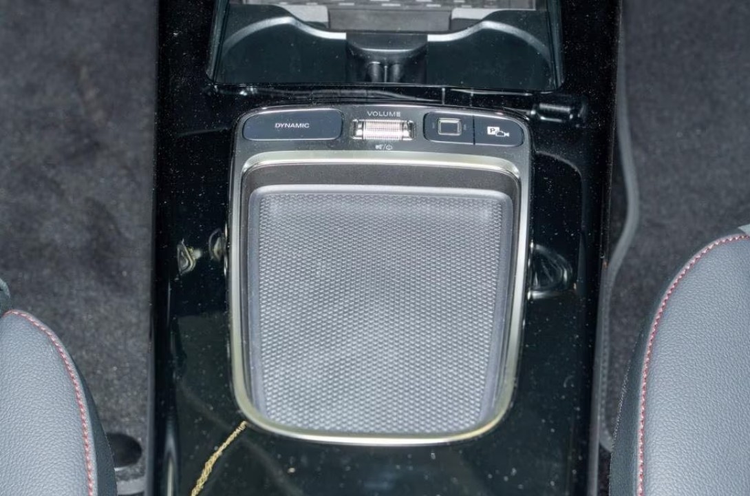 Mercedes-Benz CLA 250e AMG - foto 10