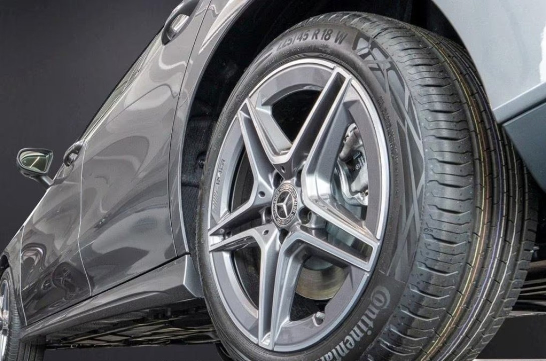 Mercedes-Benz CLA 250e AMG - foto 20