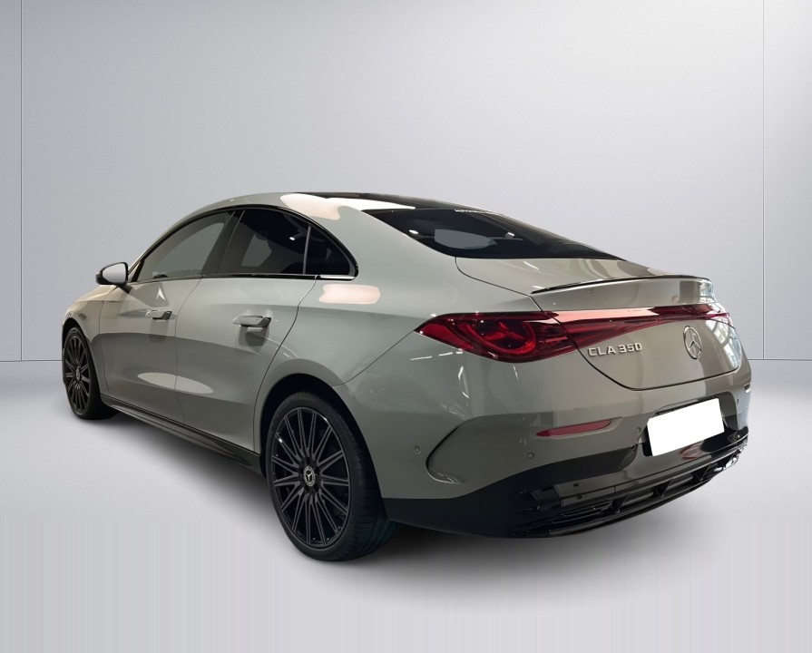 Mercedes-Benz CLA 350 4MATIC EQ - foto 7