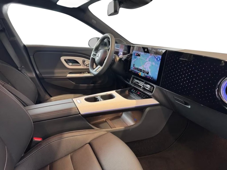 Mercedes-Benz CLA 250 AMG - foto 9