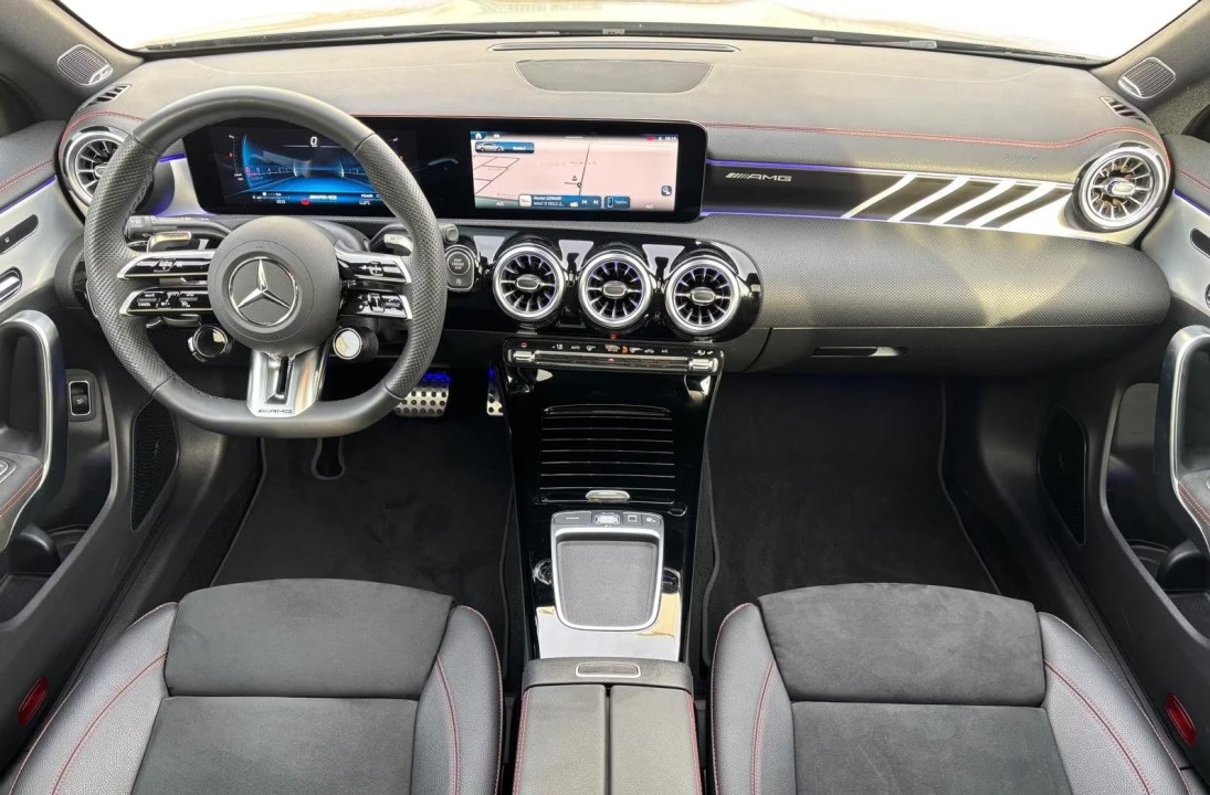 Mercedes-Benz CLA AMG 35 4MATIC - foto 7