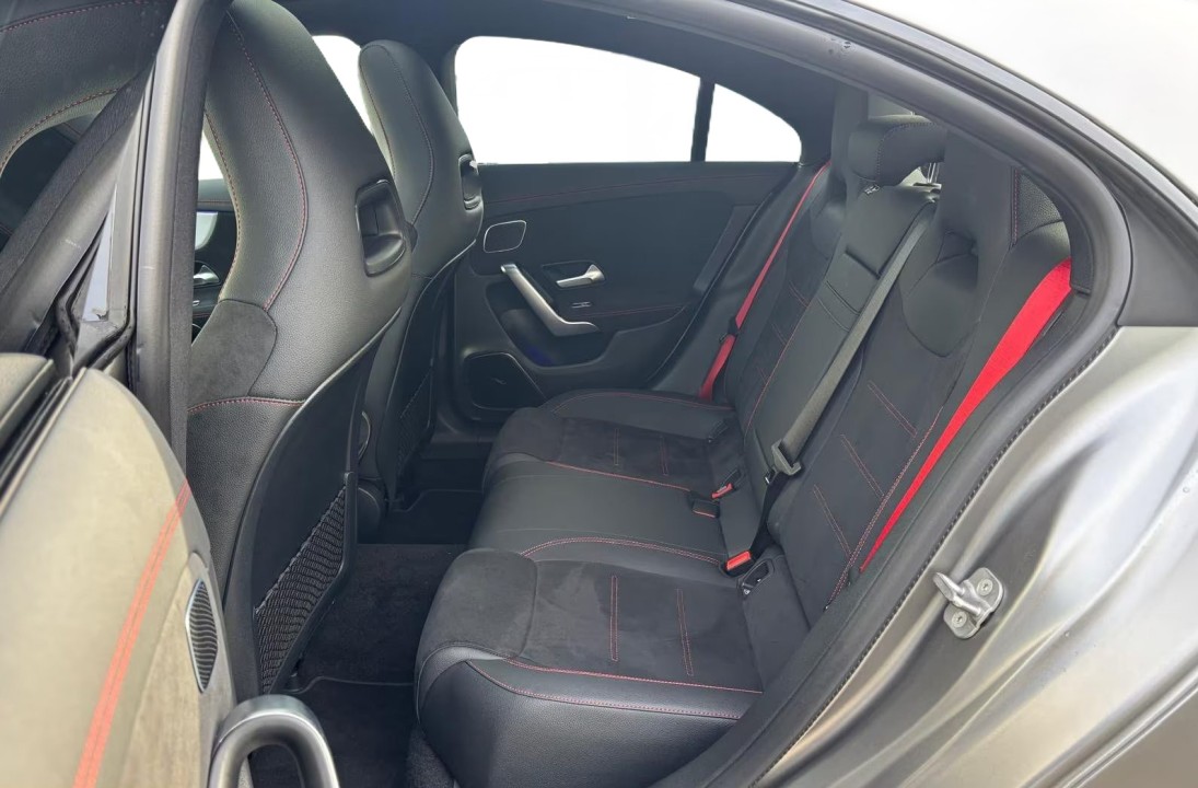 Mercedes-Benz CLA AMG 35 4MATIC - foto 14