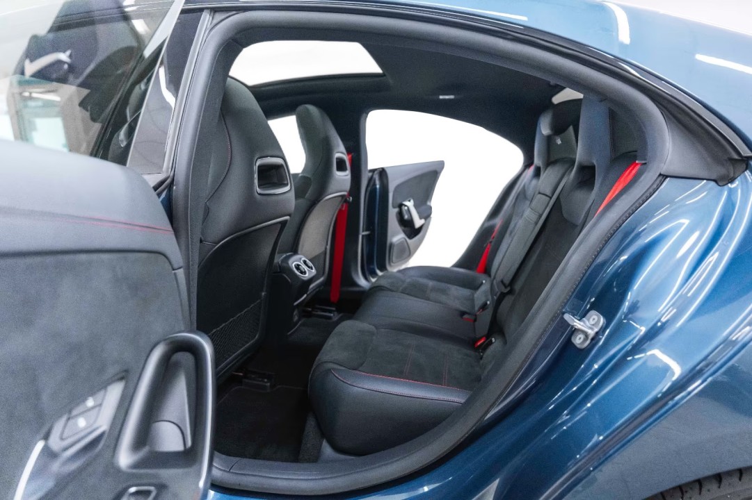 Mercedes-Benz CLA AMG 45 4MATIC - foto 16