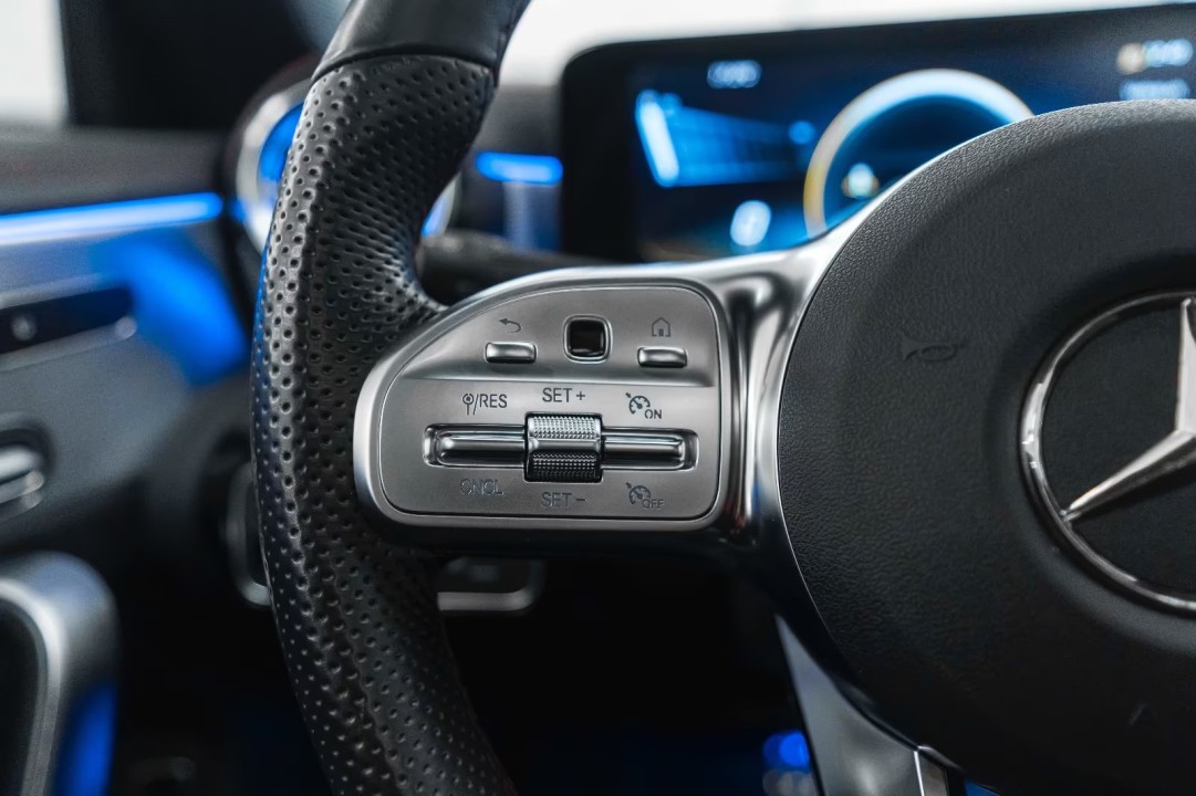 Mercedes-Benz CLA AMG 45 4MATIC - foto 14