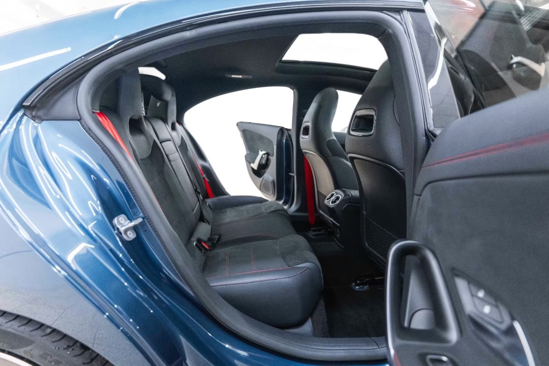 Mercedes-Benz CLA AMG 45 4MATIC - foto 15