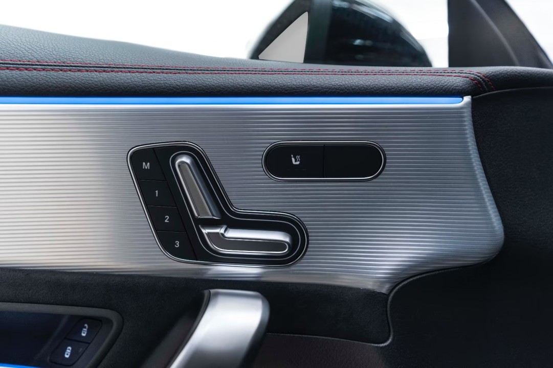 Mercedes-Benz CLA AMG 45 4MATIC - foto 27