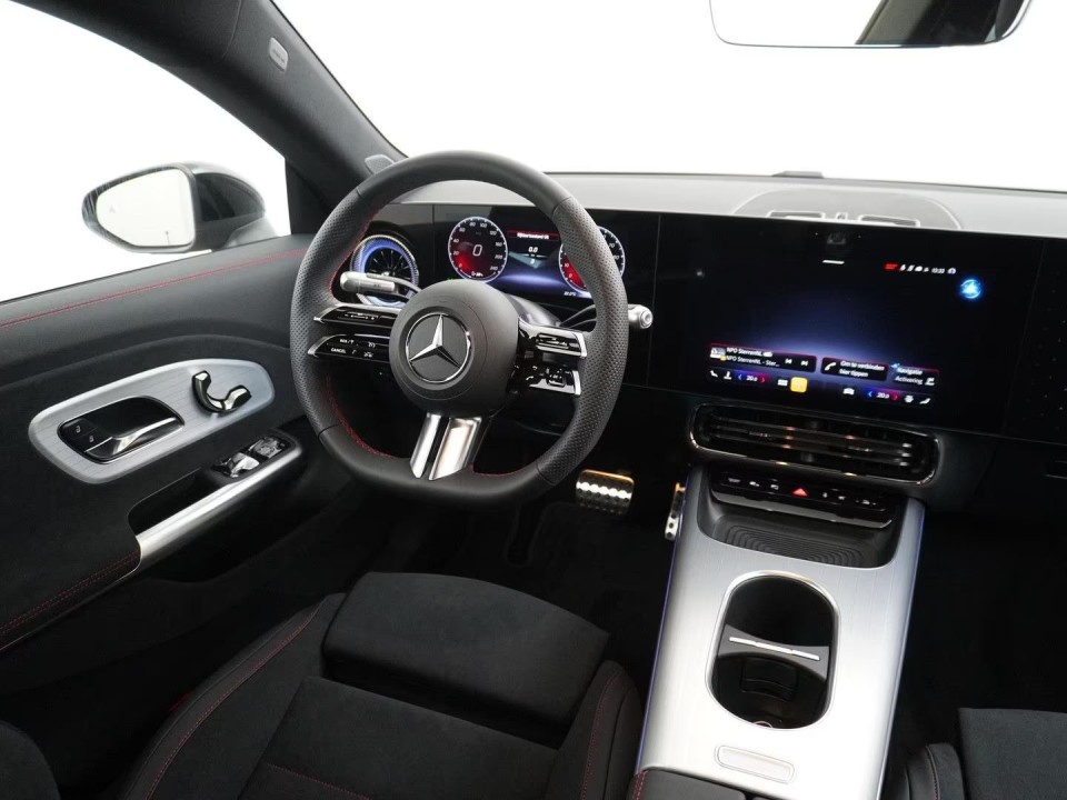 Mercedes-Benz CLA 250 EQ - foto 13