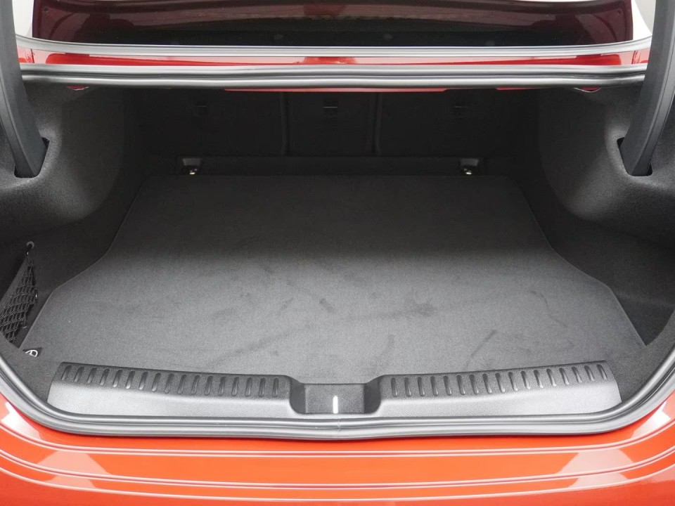 Mercedes-Benz CLA 250 EQ - foto 39