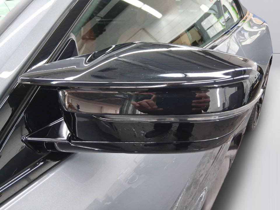 BMW M4 Competition - foto 12