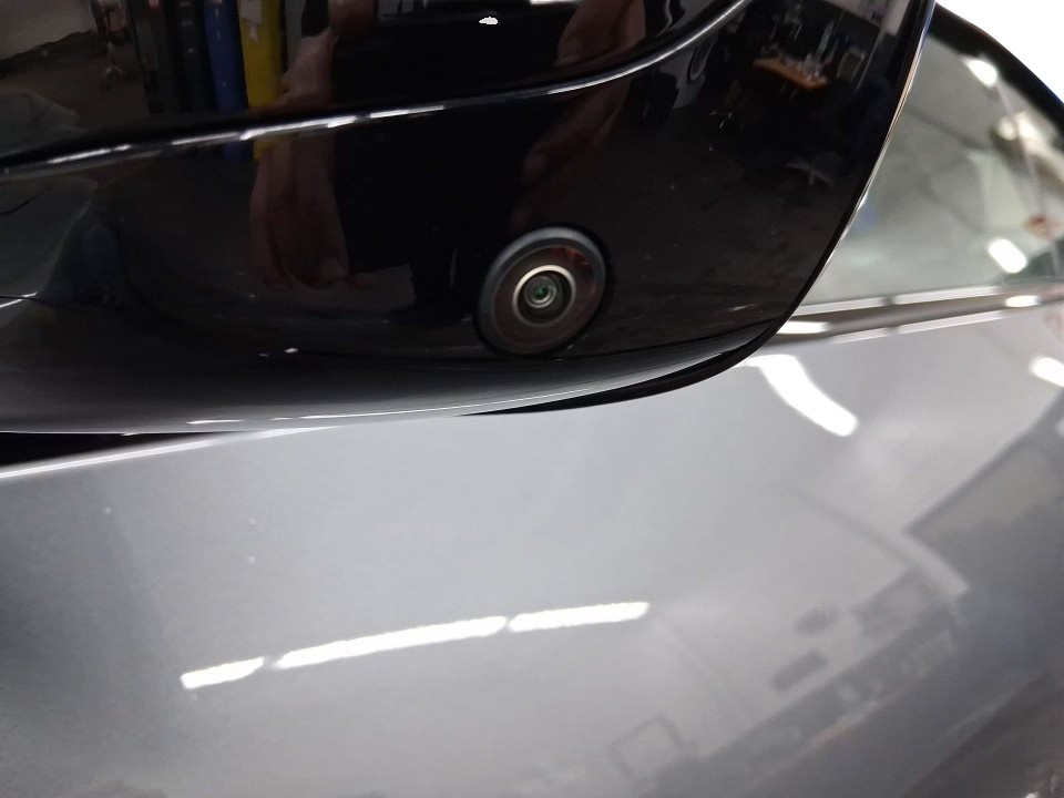 BMW M4 Competition - foto 13