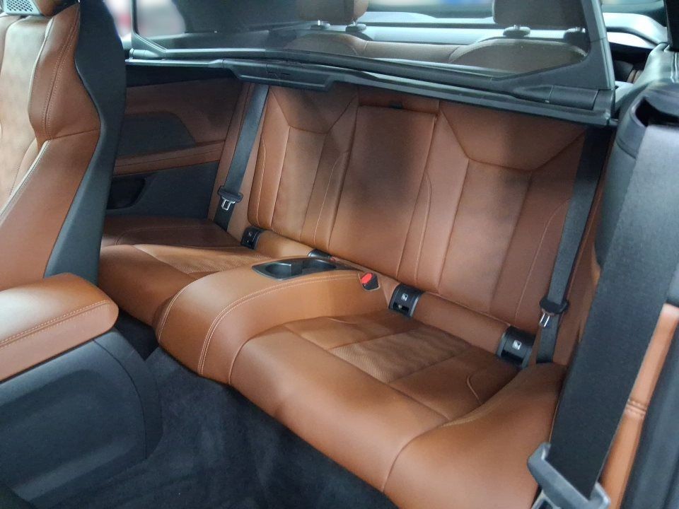 BMW M4 Competition - foto 9