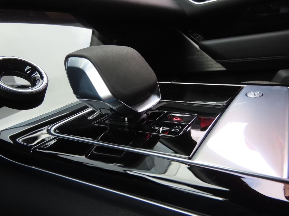 Land Rover Range Rover Velar P400 R-Dynamic HSE - foto 14