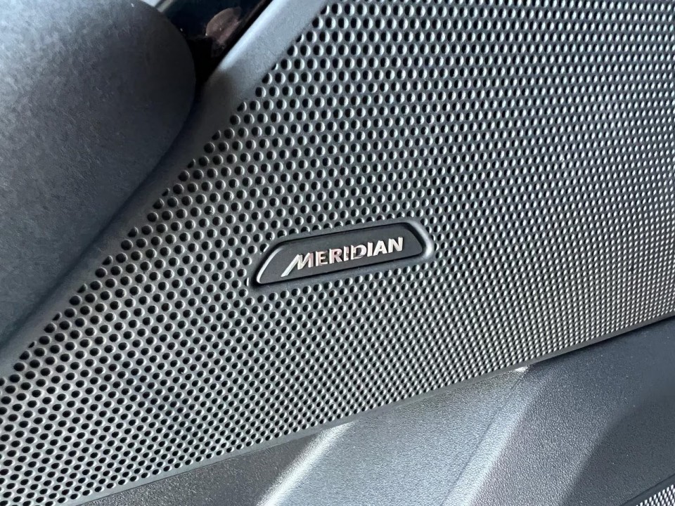 Land Rover Range Rover Velar R-Dynamic SE - foto 22