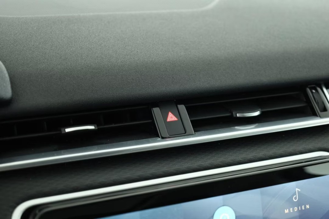 Land Rover Range Rover Velar D200 R-Dynamic SE - foto 17