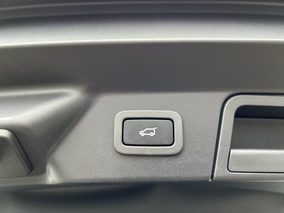 Land Rover Range Rover Velar D300 SE R-Dynamic - foto 35