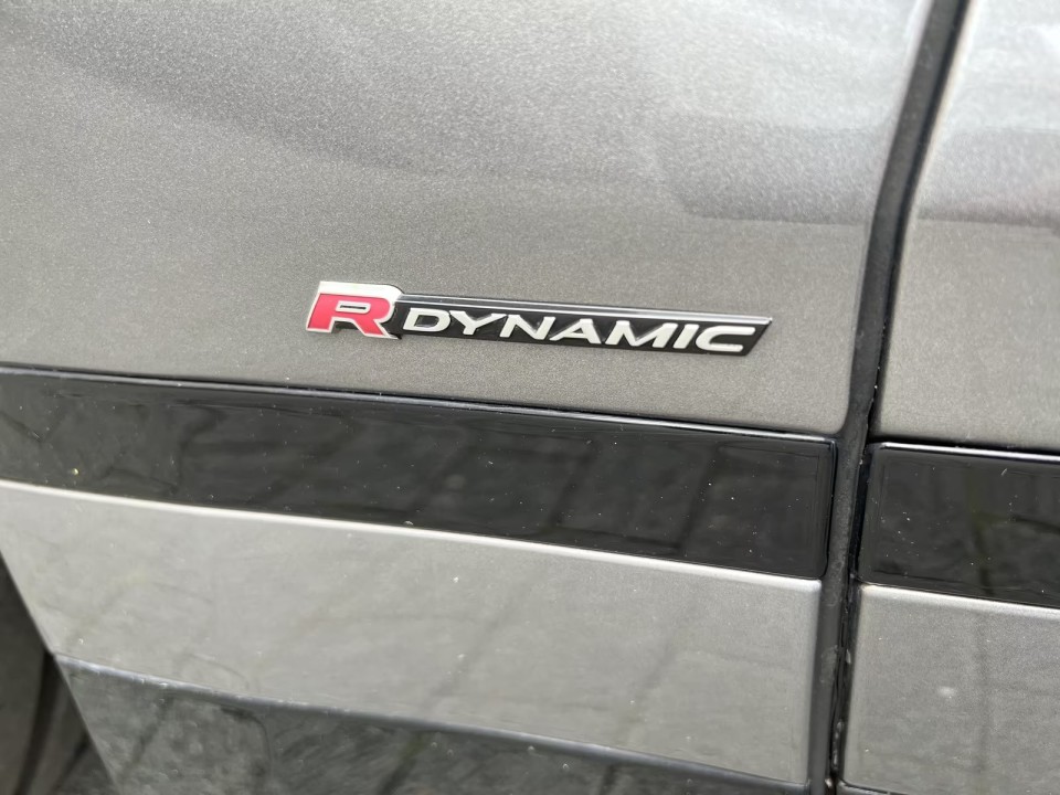 Land Rover Range Rover Velar D300 SE R-Dynamic - foto 39