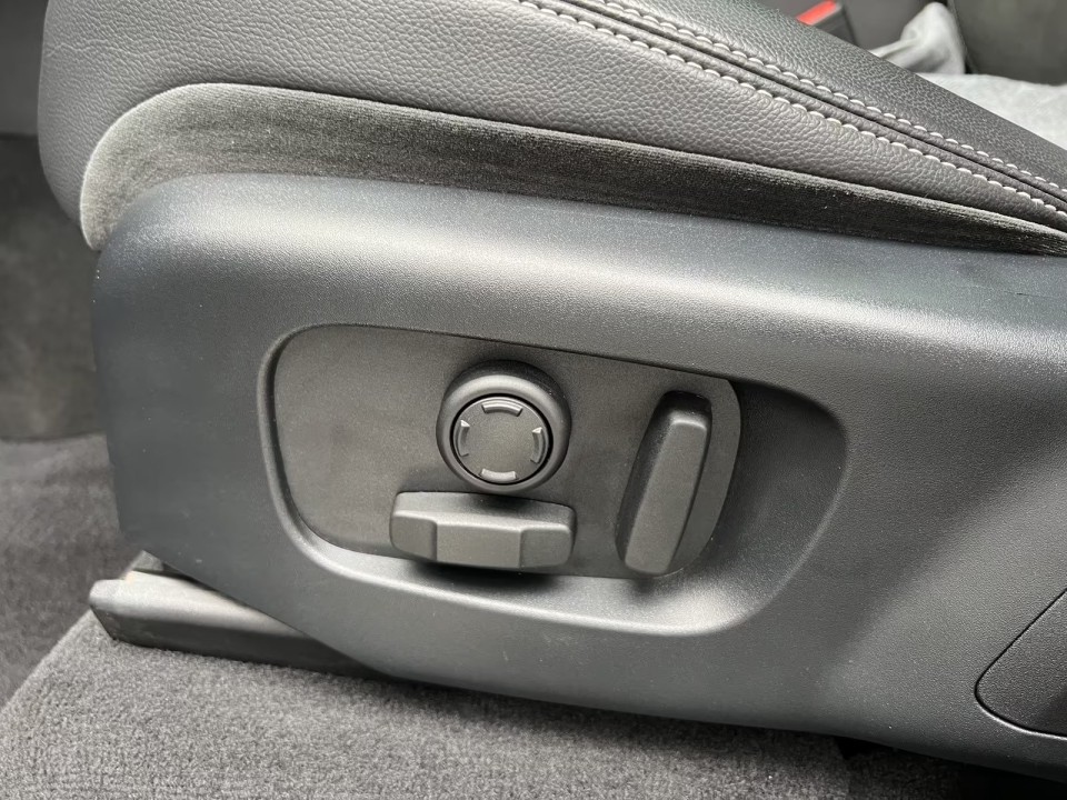 Land Rover Range Rover Velar D300 SE R-Dynamic - foto 34