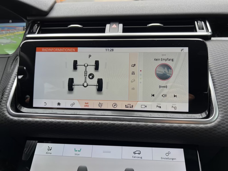 Land Rover Range Rover Velar D300 SE R-Dynamic - foto 17