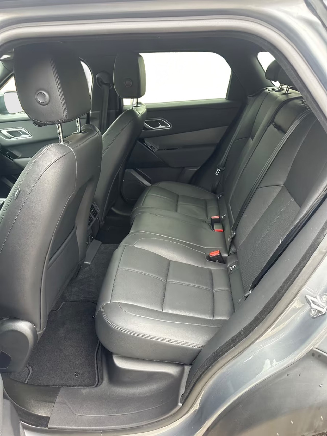 Land Rover Range Rover Velar D300 - foto 11