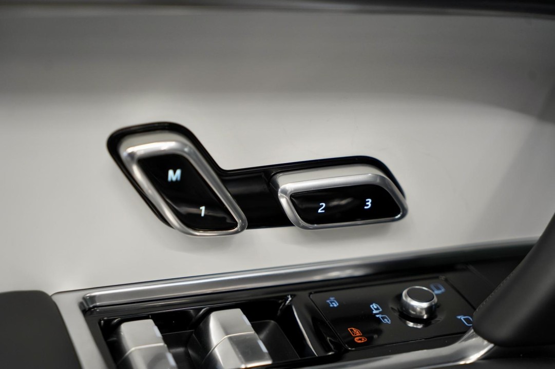 Land Rover Range Rover SV P615 LWB - foto 20