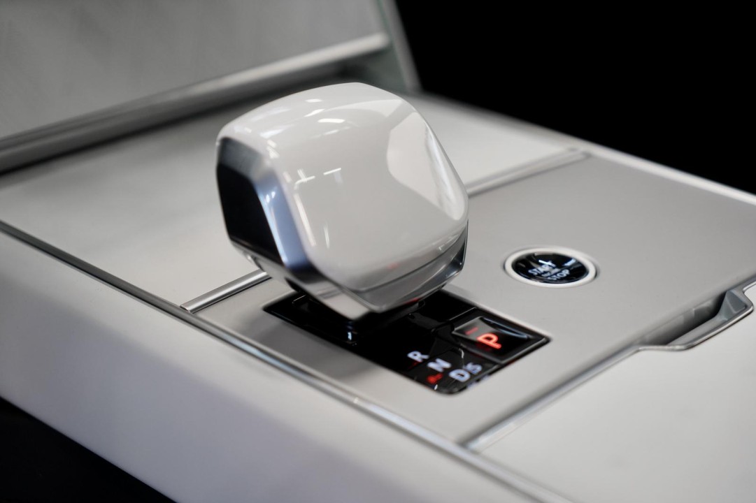 Land Rover Range Rover SV P615 LWB - foto 18