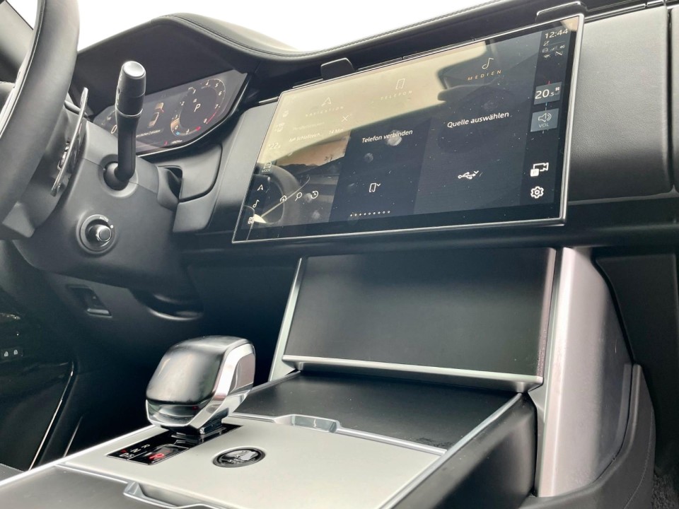 Land Rover Range Rover SV P615 - foto 18