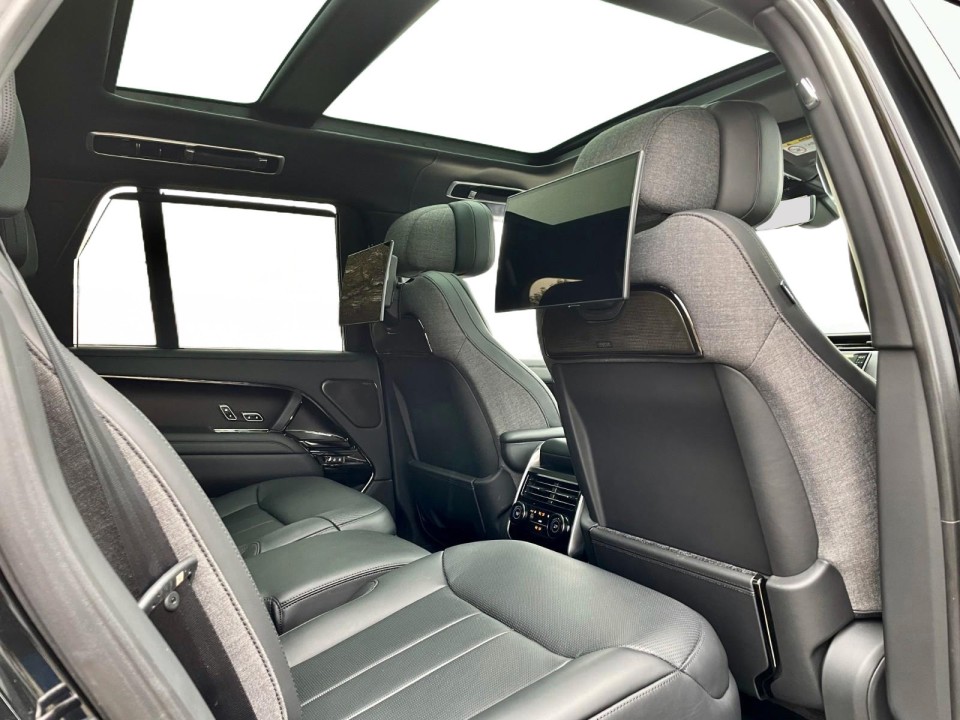 Land Rover Range Rover SV P615 - foto 12