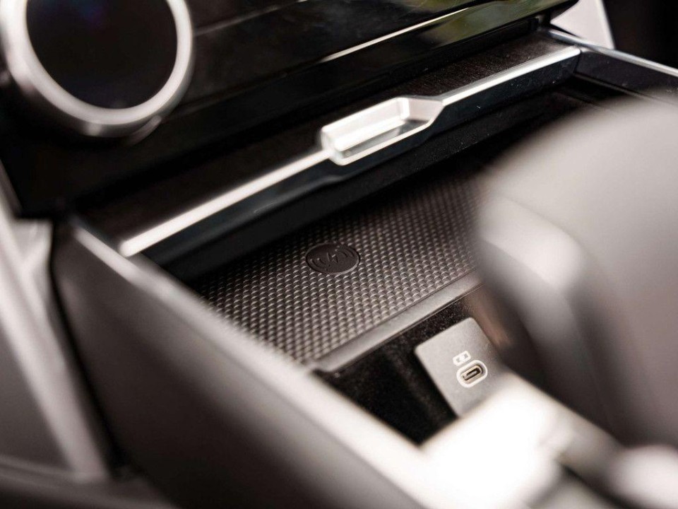 Land Rover Range Rover P440e HSE - foto 14