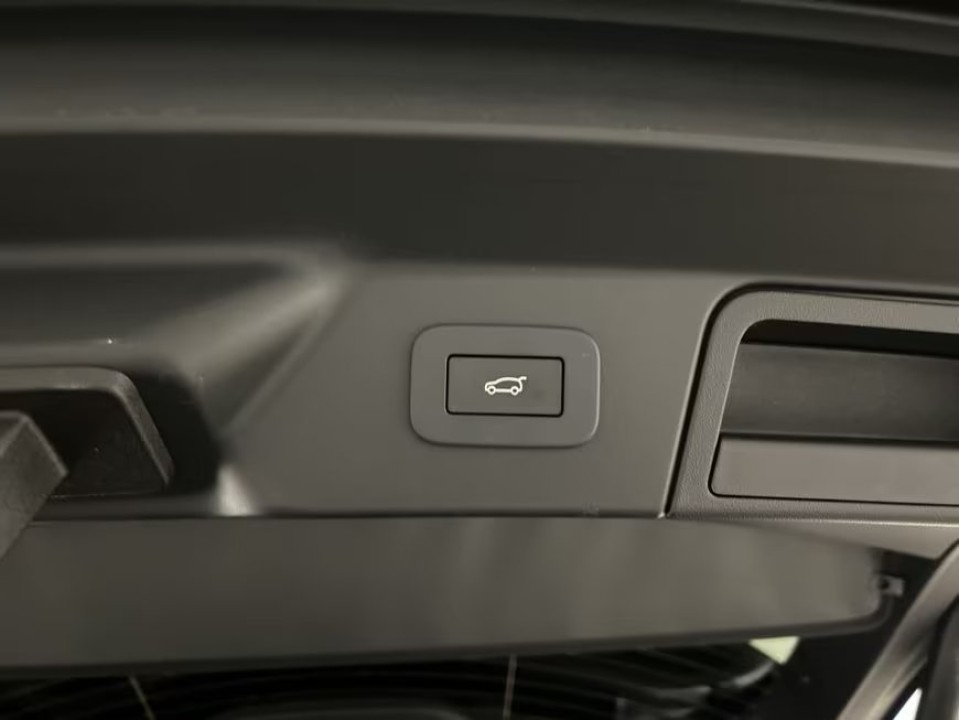 Land Rover Range Rover Velar D300 Dynamic SE - foto 16