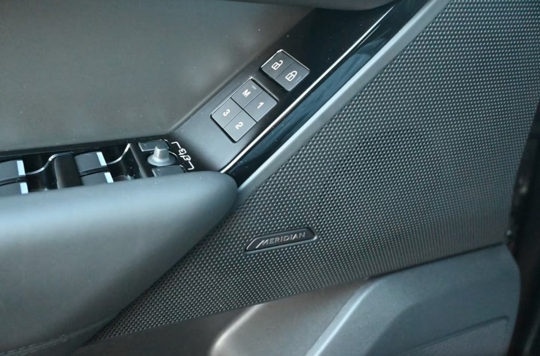 Land Rover Range Rover Velar P400 HSE Dynamic - foto 31