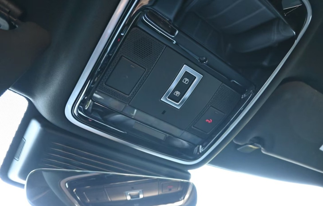 Land Rover Range Rover Velar D300 R-Dynamic HSE - foto 27