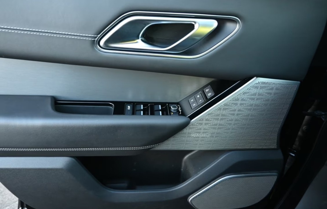 Land Rover Range Rover Velar D300 R-Dynamic HSE - foto 32