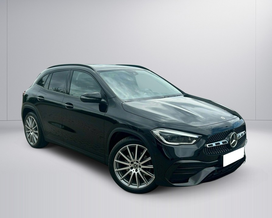 Mercedes-Benz GLA 220d 4MATIC AMG Line