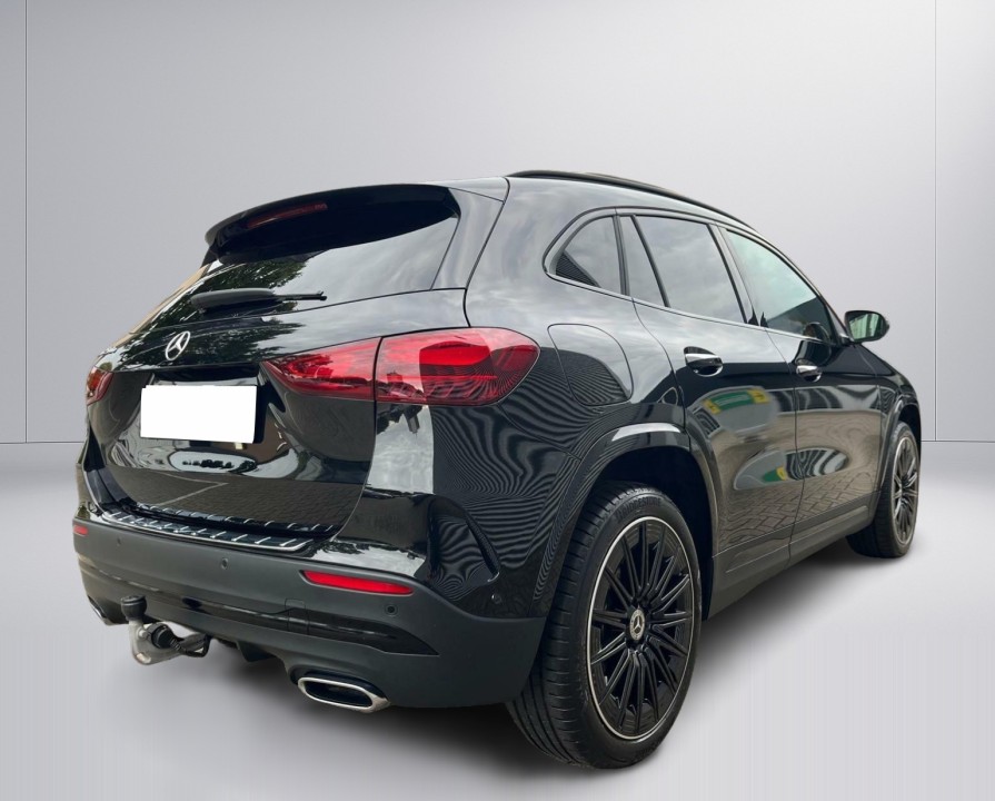Mercedes-Benz GLA 250e AMG Line (4)