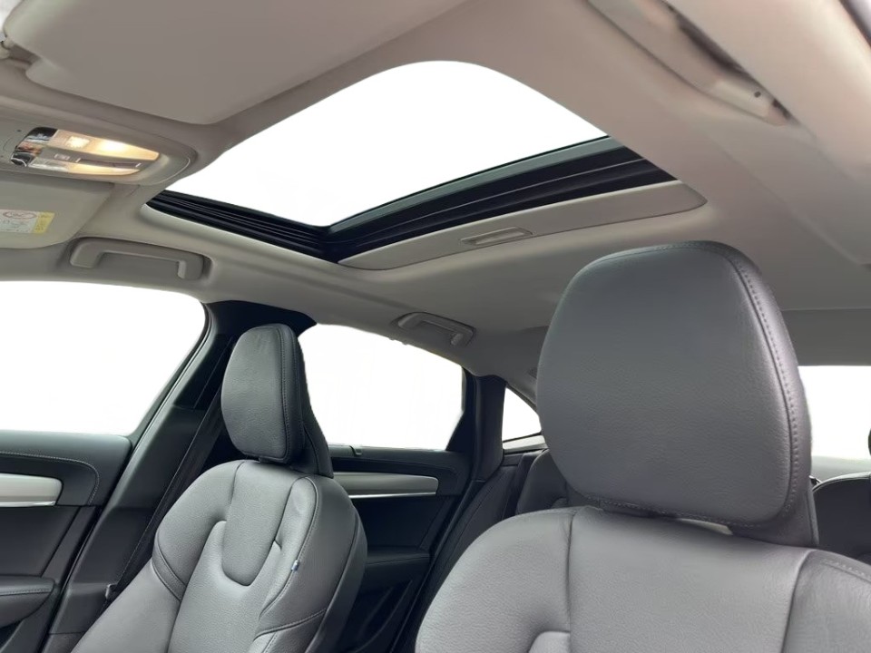 Volvo S90 T8 Recharge AWD - foto 9