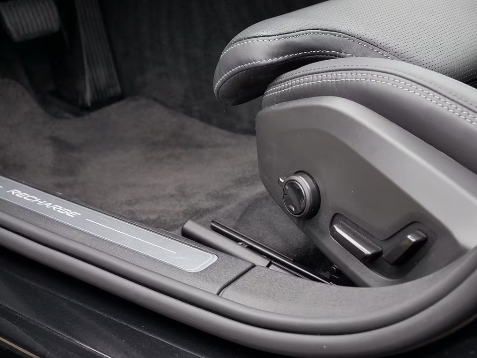 Volvo S90 T8 Recharge AWD Ultimate Dark - foto 25